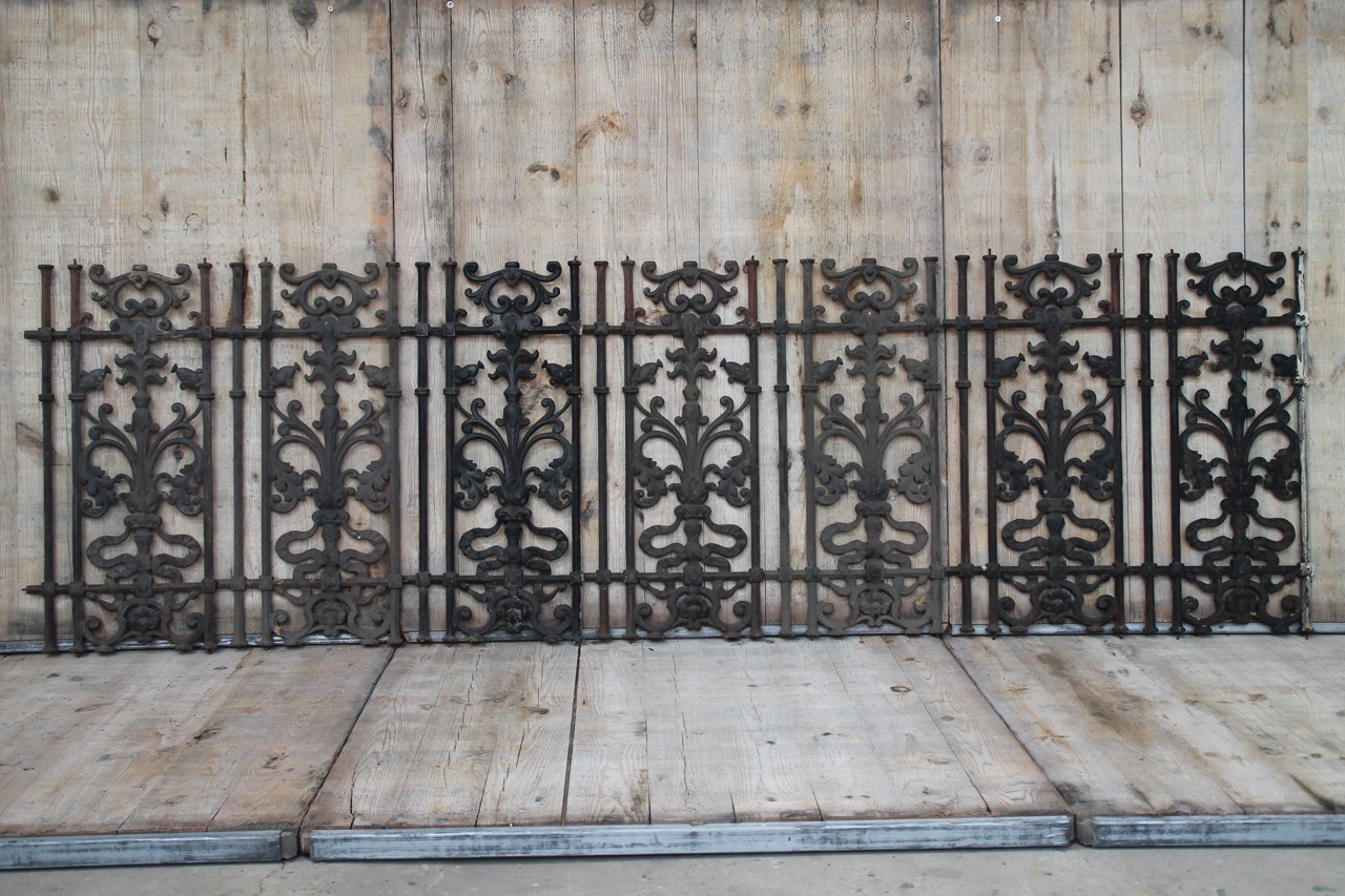 Grilles en fonte 7 pièces – Image 6