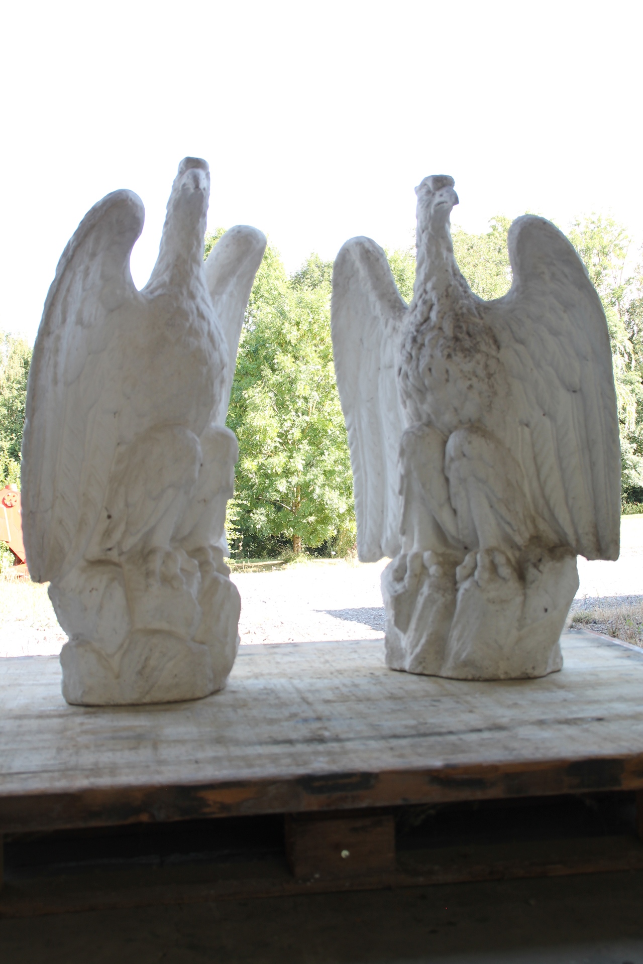 Aigles en pierre reconstituée – Image 2